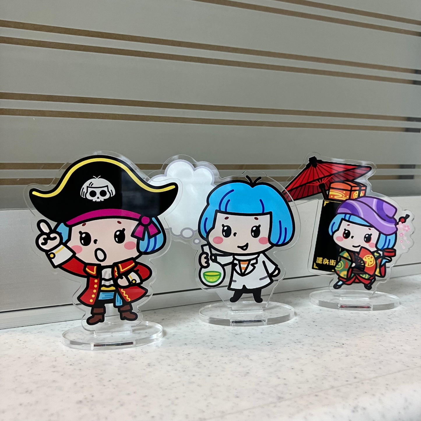 アクリルスタンド